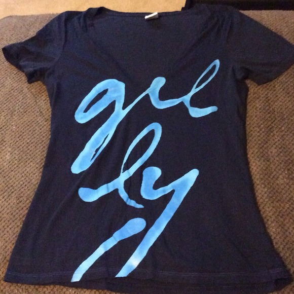 Gilly hicks t-shirt