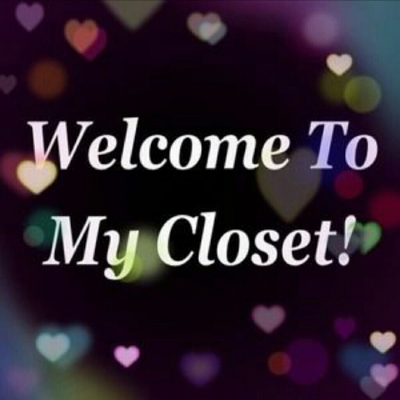 Welcome To My Closet! - Picture 2 of 3