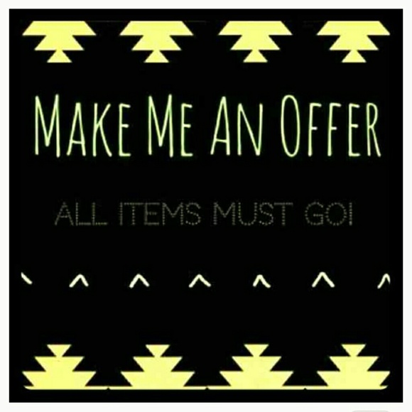 Welcome To My Closet! - Picture 3 of 3