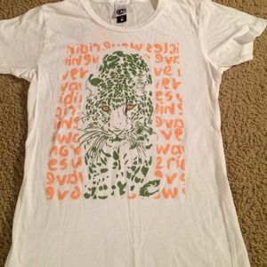 Sold in Bundle!!!!!  Fitted Tee