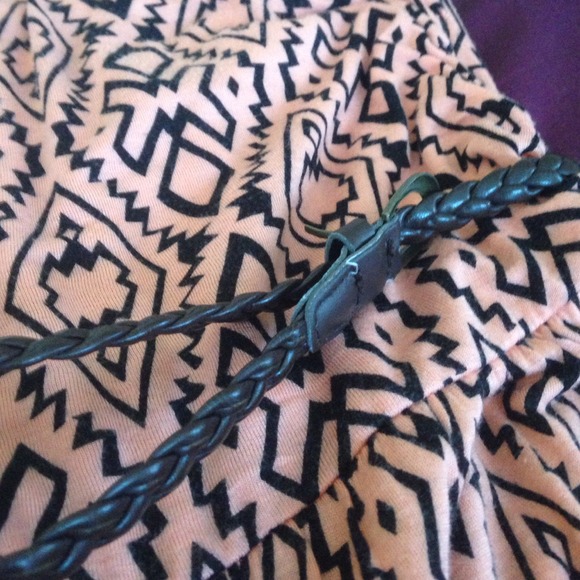 SOLD ON VINTED!!! - Picture 2 of 3