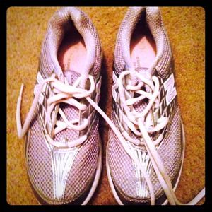 New balance shape ups!