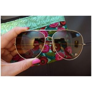 Burberry Aviator Unisex Sunnies ☀️