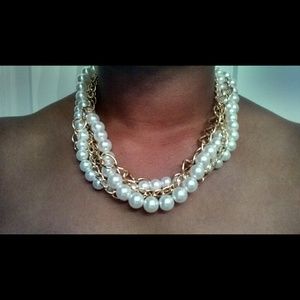 Gold Tangled Pearl Necklace