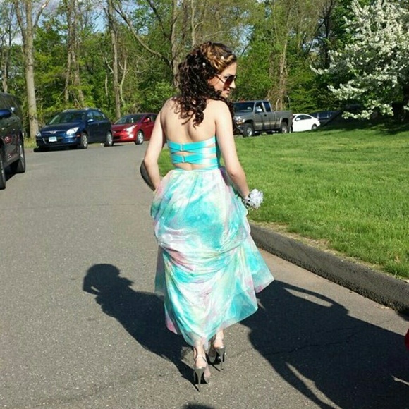 Prom Dress - Picture 3 of 3
