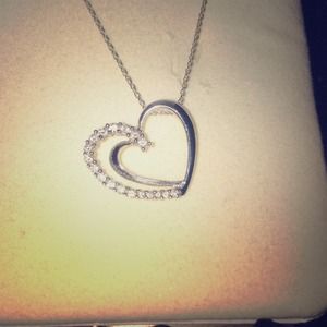 JUST REDUCED 14K white gold growing heart necklace