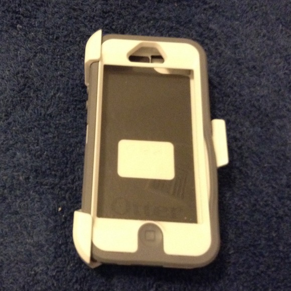 Otter box iPhone 5