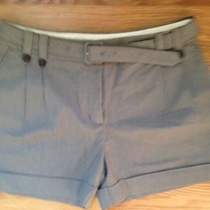 H&M grey pinstripe cuffed shorts. Sz 6