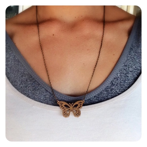 Hand-painted Butterfly Necklace - Picture 2 of 4