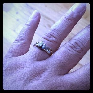 14K 1/2 carat diamond ring