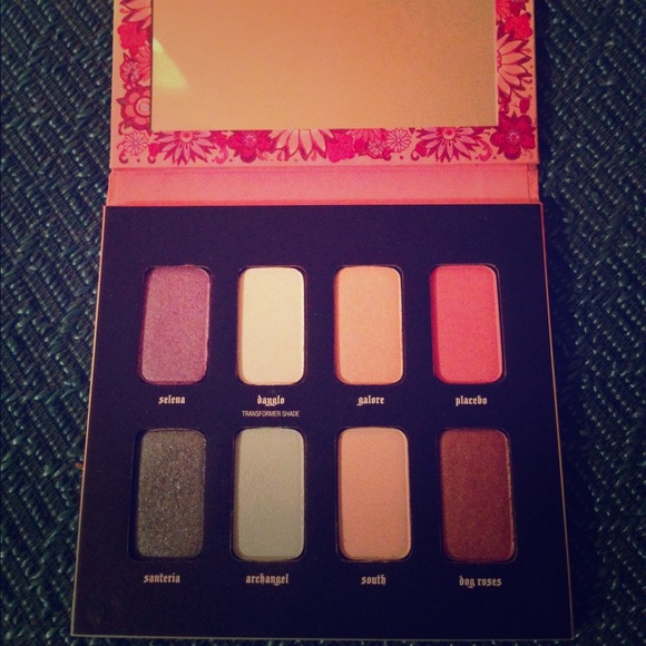 Kat Von D Esperanza palette