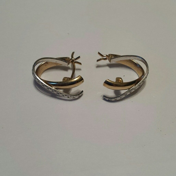 14K Gold earrings