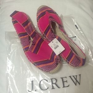 J. Crew Shoes - *BRAND NEW* Jcrew printed espadrilles "pink" J. Crew Shoes - *BRAND NEW* Jcrew printed espadrilles "pink"