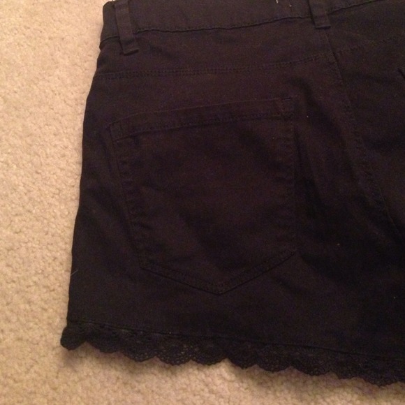 Bundled🚫 - Picture 3 of 4