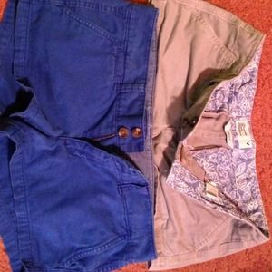 American Eagle Shirts Size 2 Bundle