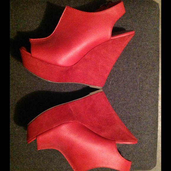 **Sold - Picture 2 of 2