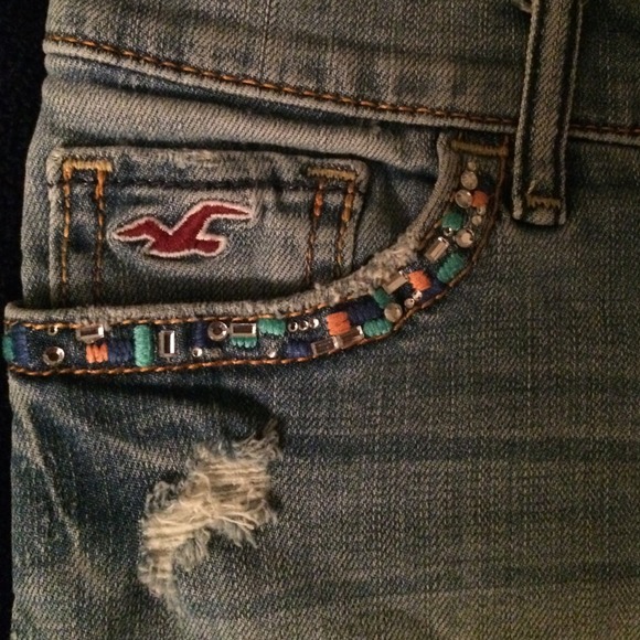 Light frayed jean shorts - Picture 2 of 3