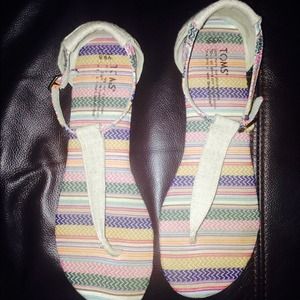 🎉TOMS Sandals💝 Price Reduced!