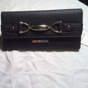 Nine West wallet