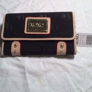 Xoxo wallet