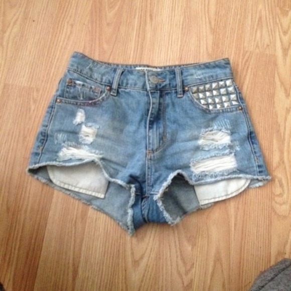 High wasted studded shorts