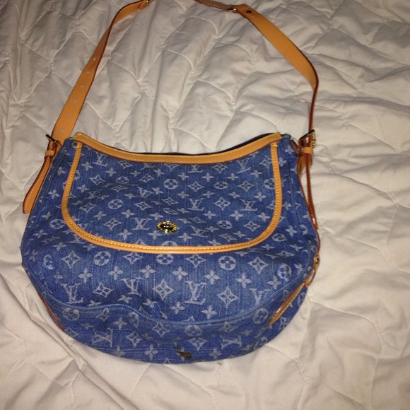 Handbag