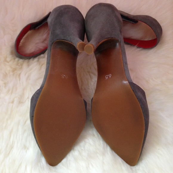 ❌SOLD❌Jeffrey Campbell Bridges Pump - Picture 4 of 4