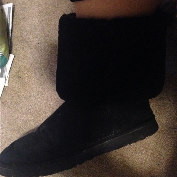 Uggs size 10 - Picture 4 of 4