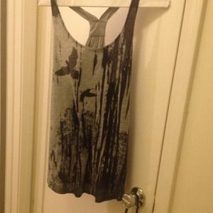A bird graphic tank