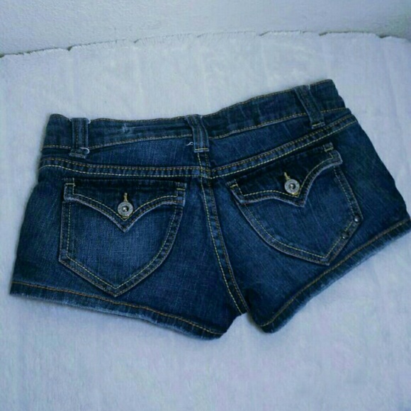 Sold in bundle - Picture 2 of 3