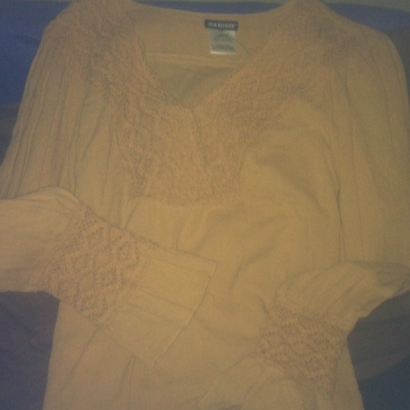 Beautiful hippie top, 1969 look.