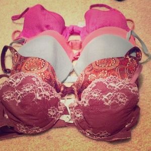 Lot of 5 36C gently used bras.