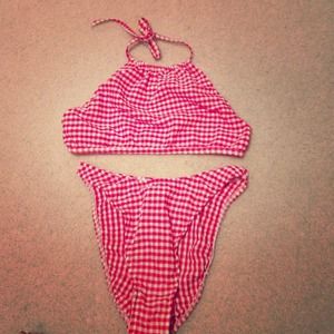 Super cute vintage style 2 piece swim suit