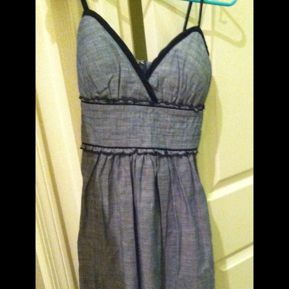 Dress - Picture 1 of 2