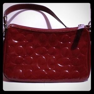 ❤️Beautiful Red Coach Purse!❤️