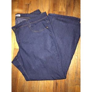 Lei Bootcut Plus Size Jeans