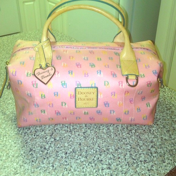 Dooney & Bourke Authentic