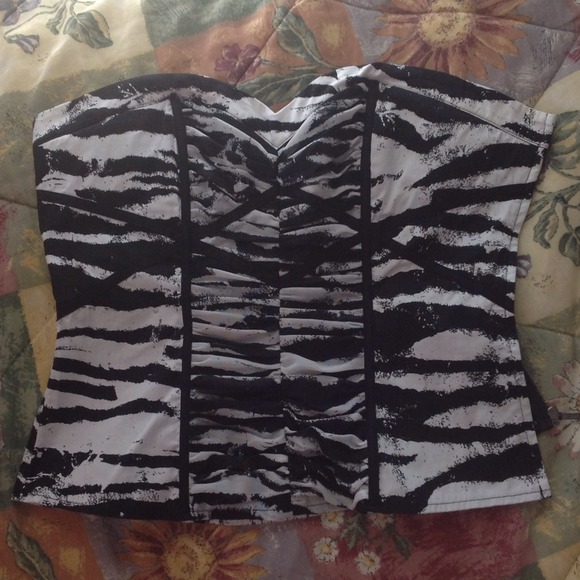 Bebe Black & White Corset Top Size M