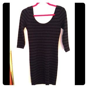 Forever 21, small and very cute dress!