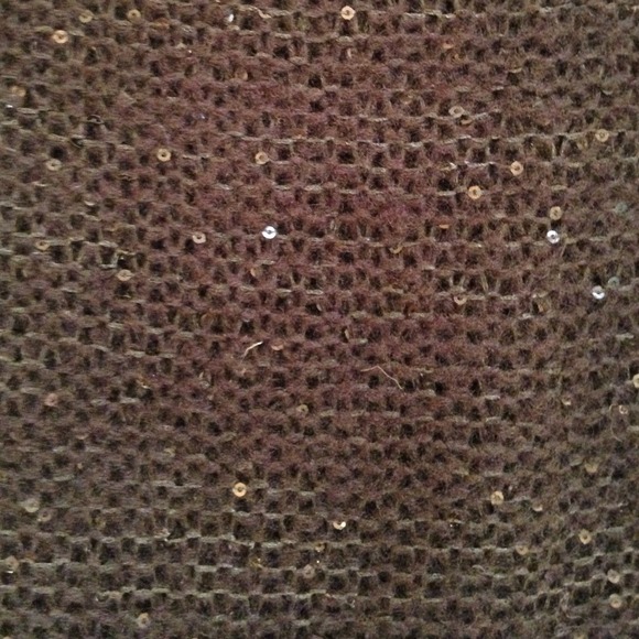 Black sequin sweater with high low hem - Picture 3 of 4