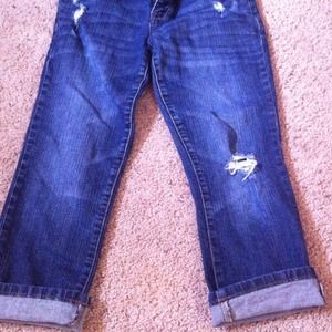 Size 1/2 Aeropostale capris.