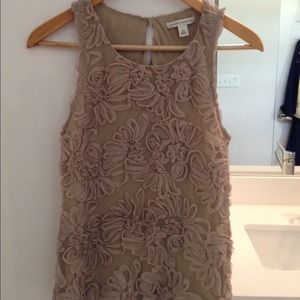 Banana republic flowered shell