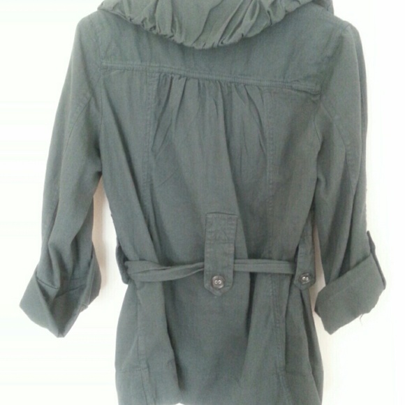 Gray jacket - Picture 2 of 3