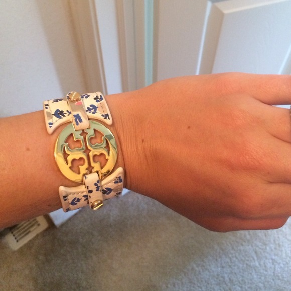 Tory Burch Leather Snap Bracelet with Tory symbol.