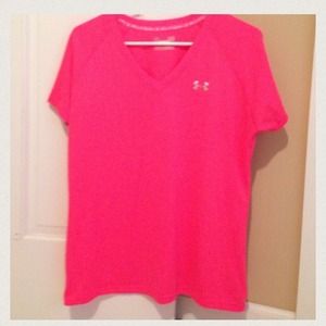 NWOT hot pink UA shirt