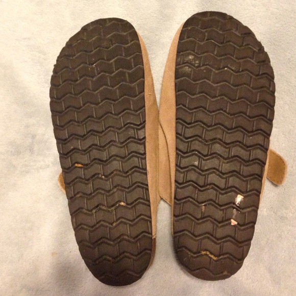 Beige clogs - Picture 2 of 2