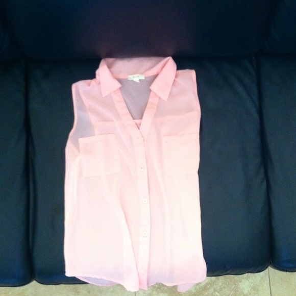 Tops - Picture 2 of 3