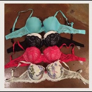 Red & black bras (2 total)