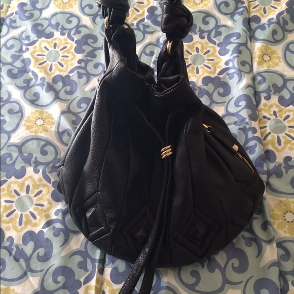 Elliott Lucca bucket bag