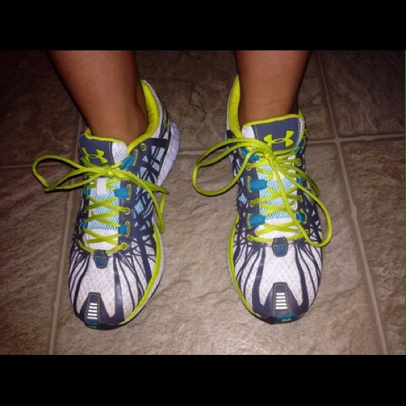 Under Armour Running Shoes Women's